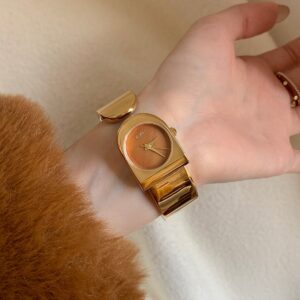 Ieke Cuff Watch Classic Ladies Watch